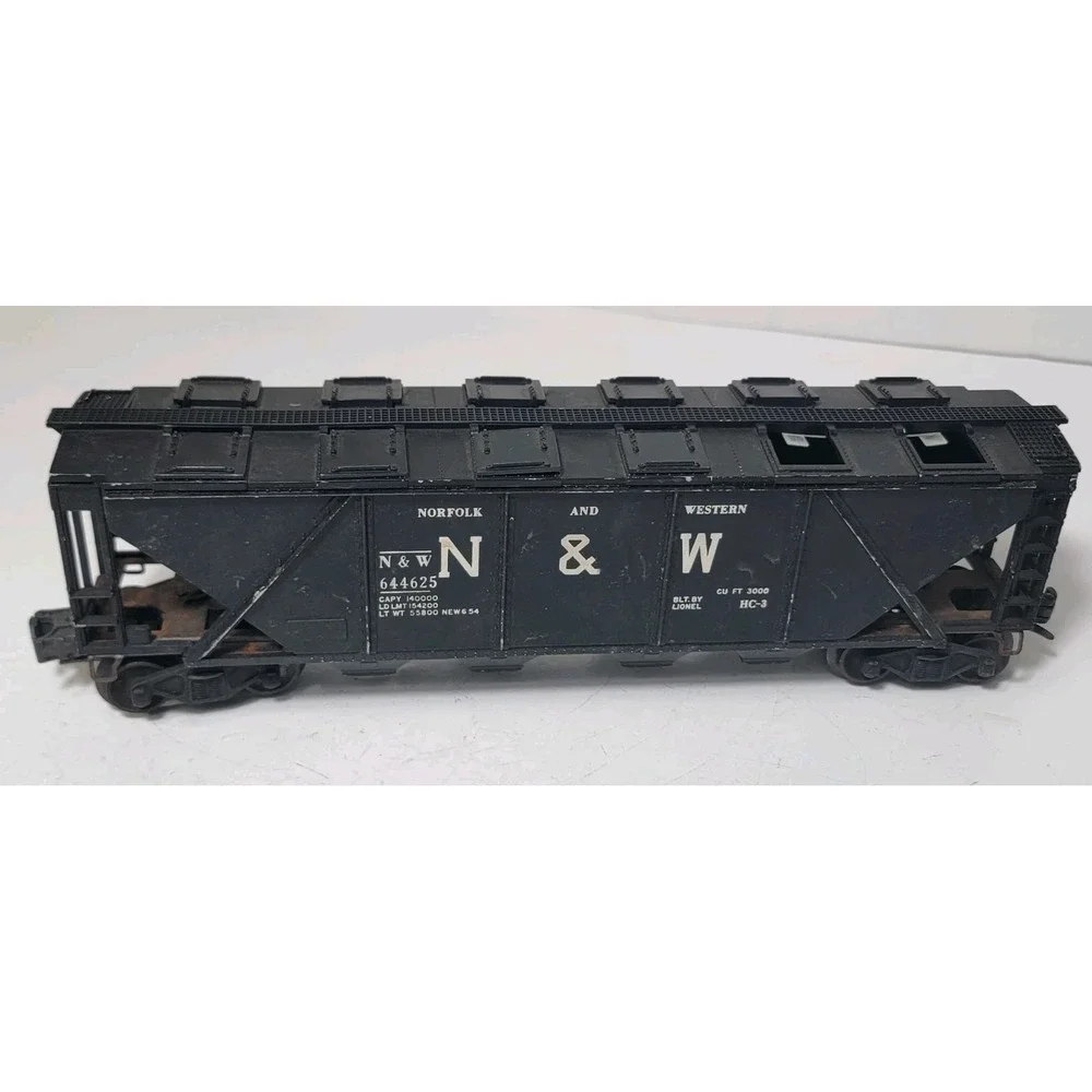 Lionel O Gauge Norfolk & Western Covered Hopper Open Hatches #644625 Model Train